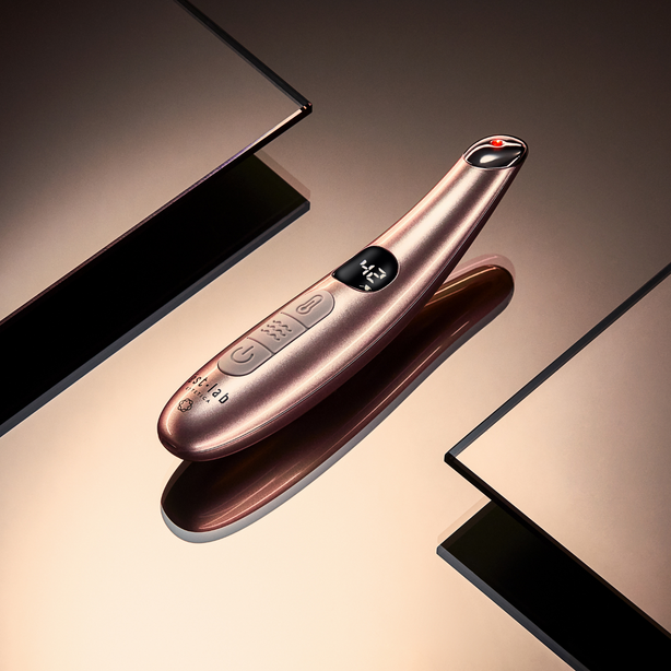 √©st.lab OptimaLift A+ Intelligent Eye Revitaliser Tri-Action Massager 2.0