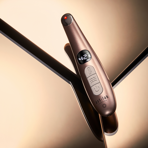 √©st.lab OptimaLift A+ Intelligent Eye Revitaliser Tri-Action Massager 2.0