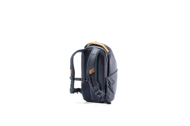 Everyday Backpack 15L Zip V2