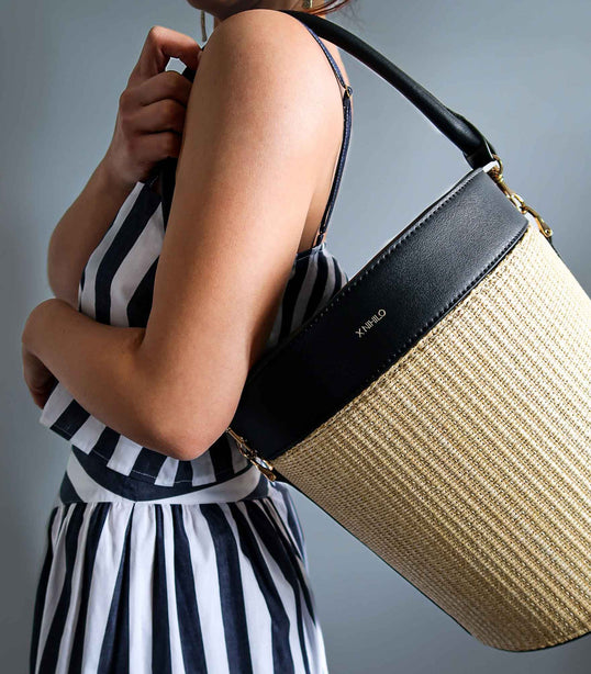 X Nihilo Vegan Raffia Picnic Bag Black