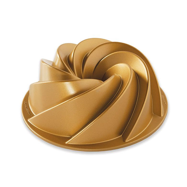 Nordicware 6 Cup Heritage Bundt Pan