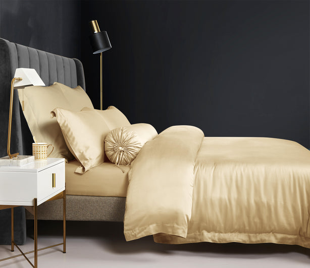 Palais Suite - LF Classic Gold Bundle Bed Set