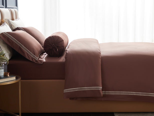 Hotelier Prestigio - Bruno With Tawny Border Quilt Cover