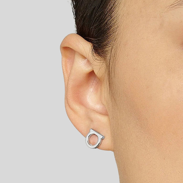 Ferragamo Gancini Earrings In Silver Collar Small RS-696433
