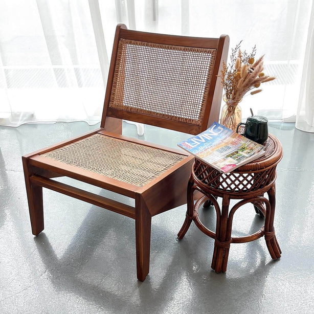 Classic Elisha Lounge Chair - Walnut
