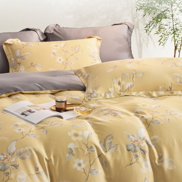 Suzanne Sobelle Elia Double Comforter