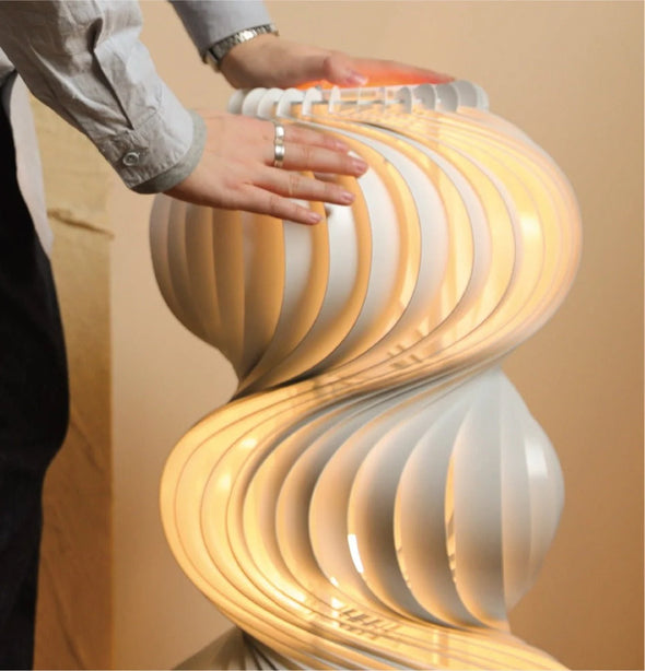 La Torsion Lamp