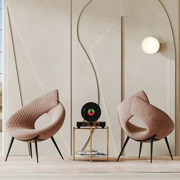 Mauvé Chair