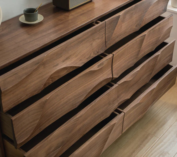 Molten Dresser