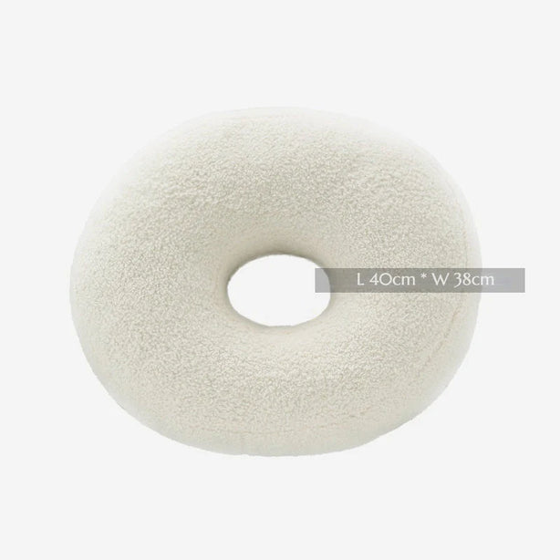 Knot Cushion