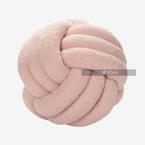 Knot Cushion