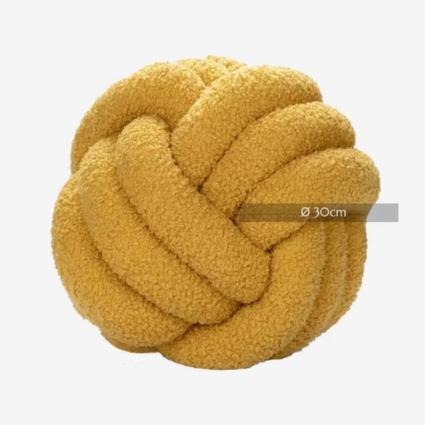 Knot Cushion