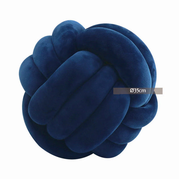 Knot Cushion