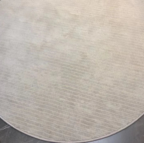 Minimal Round Rug