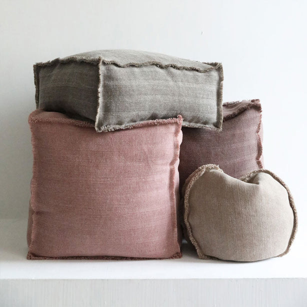 Minimal Tassel Pouf