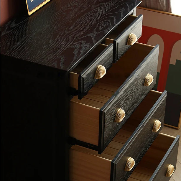 Winsley Chest