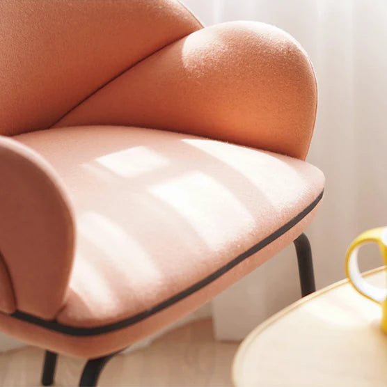 Phi Phi Chair