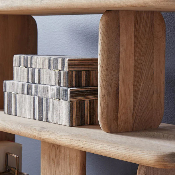 Marco Bookshelf