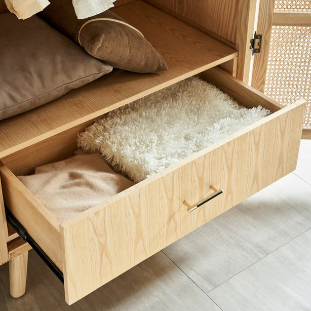 Takibi Wardrobe