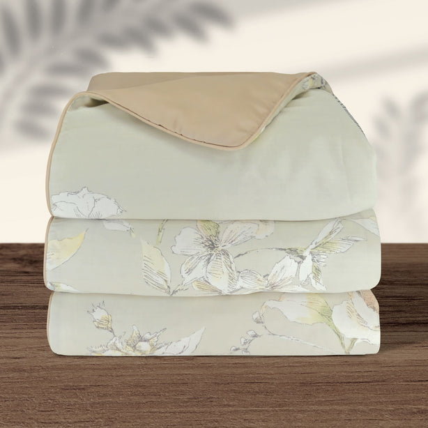 Suzanne Sobelle Chloris Comforter