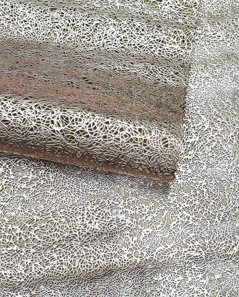 ALLURE Tablerunner