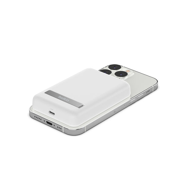 Belkin BoostCharge Magnetic Wireless Power Bank 5K + Stand White