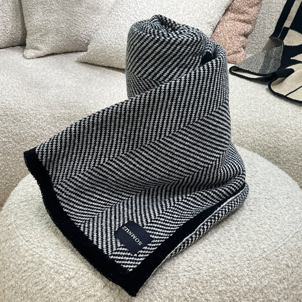 Somnuz 100% Wool Plush Blanket / Throw