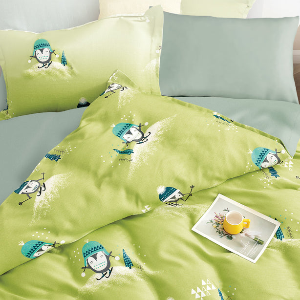 The Gang Pinpin Comforter