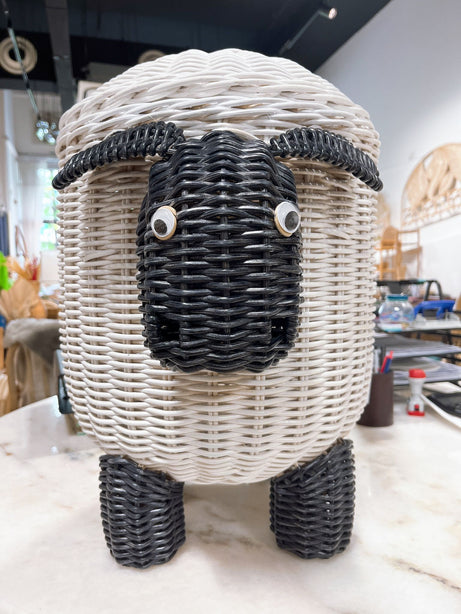 Wicker Sheep Storage - Blackwhite