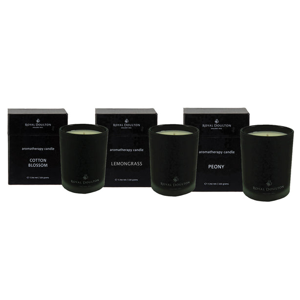 Royal Doulton Black 220g Soy Candle - Cotton Blossom / Lemongrass / Peony