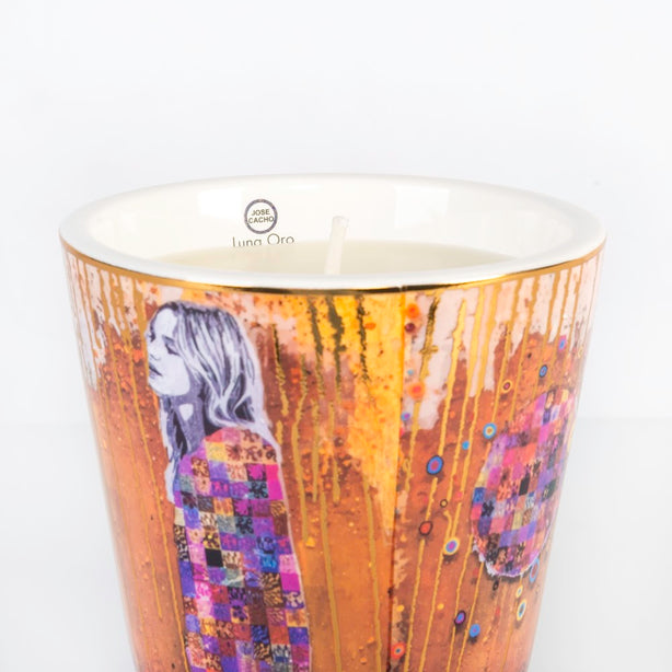Artitude Home - Luna Oro by Jose Cacho