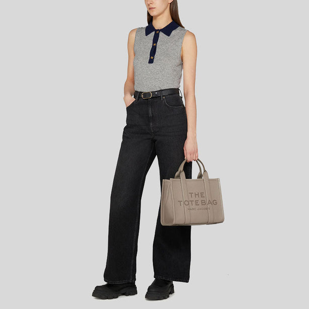 MARC JACOBS The Leather Medium Tote Bag Cement RS