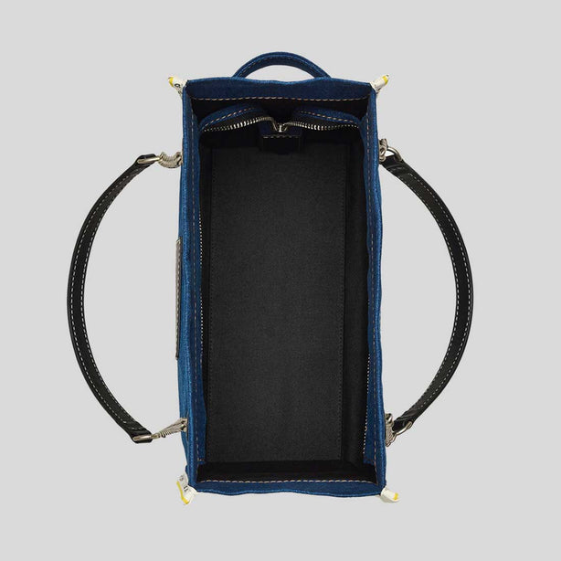 MARC JACOBS The Denim Chain Medium Tote Bag Dark Wash RB-2F4HTT018H05