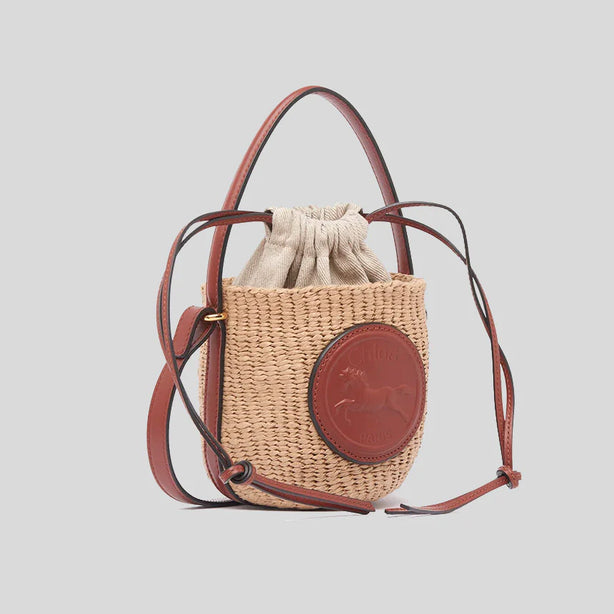 CHLOE Mini Horse Medal Basket In Natural Fibers Sepia Brown RB-CH25US593O8227S
