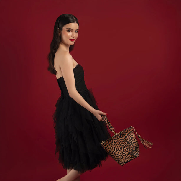 The Noraa Bucket Bag in Dragon with Black Dragon Jade Stone