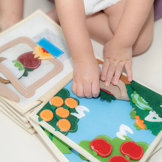 Hi Buy Mama - Otterly Fun Busy Book