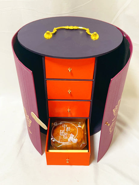 Lotus in Moon Dew Celebration Mooncake Gift Box – Purple 200g x 4