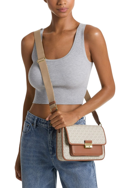 Michael Kors Bradshaw Medium Pocket Messenger - Vanilla
