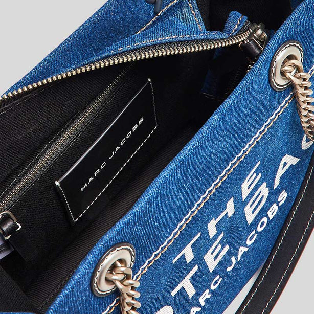 MARC JACOBS The Denim Chain Small Tote Bag Dark Wash RB-2F4HTT029H05