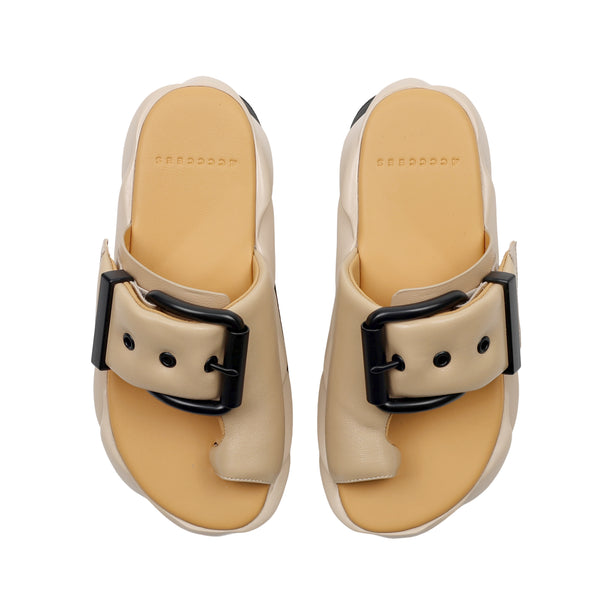 4CCCCEES Mellow Glow Petal-Twist Ultra-Comfy Sandals with Oversized Metallic Buckle in Luxe Skin Patent Leather 4CS112001