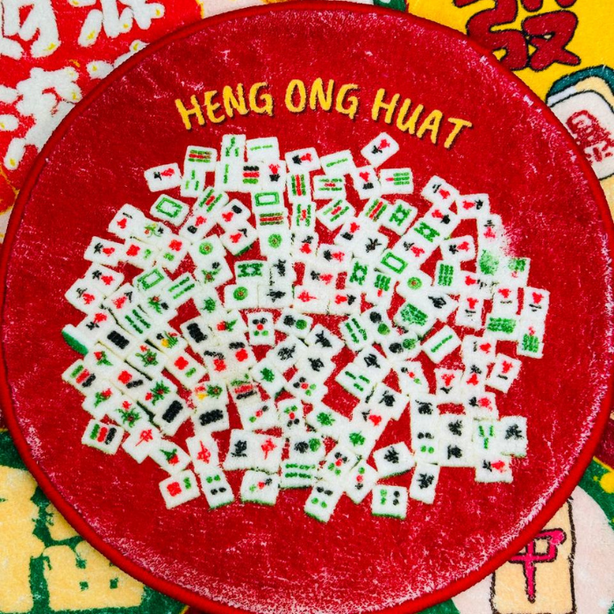 Soft tufted wall rug