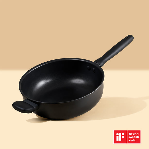 Meyer Midnight Series Nonstick Induction 26cm/3.8L Chef's Pan with Helper Handle