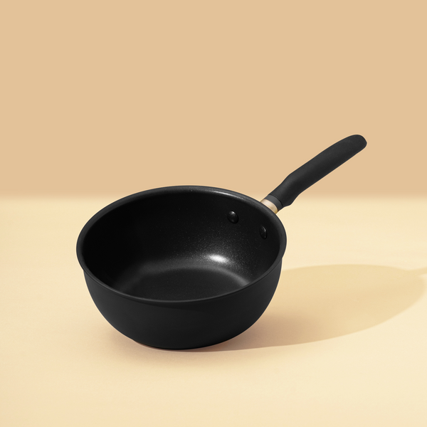 Meyer Accent Series Ultra-Durable Nonstick Induction 22cm/2.8L Saucier