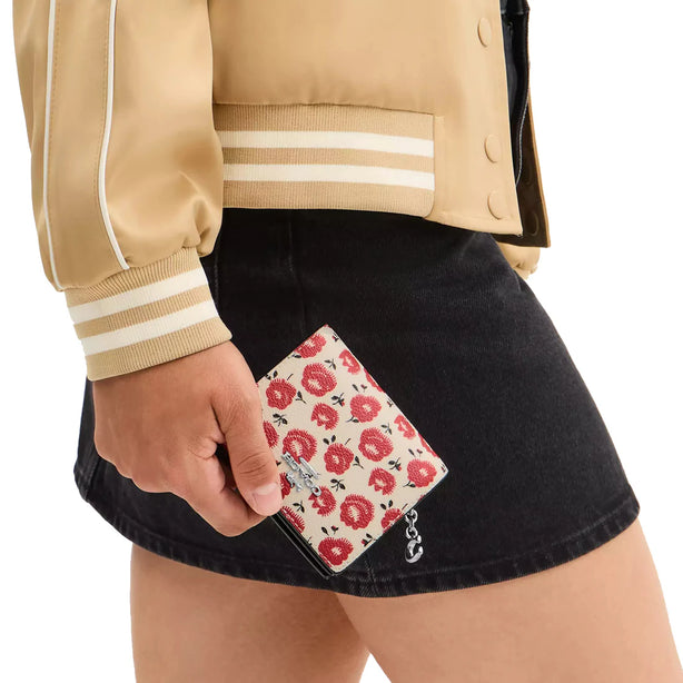 Coach Snap Wallet With Floral Print - Chalk/ Black Multi CBO76