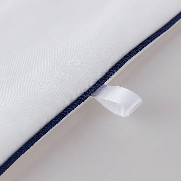 Maire Claire 19th Anniversary Quilt + 2 Glacier Pillow Bundle