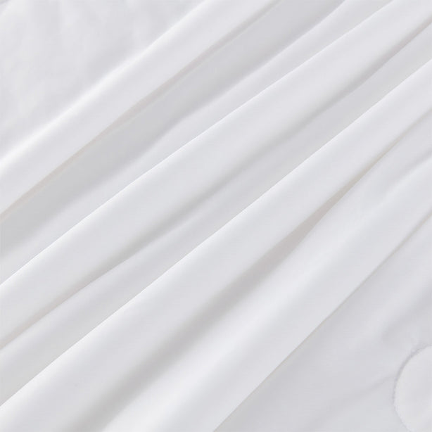 Marie Claire I Glacier Cooling Luxury Microfibre Quilt I Lightweight, Breathable & Ultra-Soft - 3 Sizes & Pillow