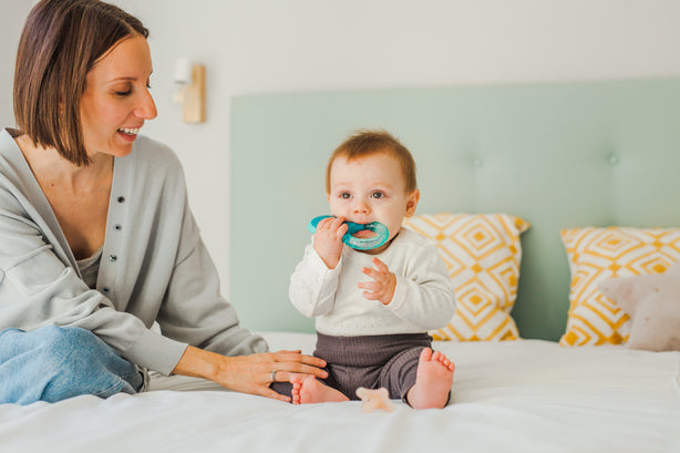 Suavinex Dragonfly Silicone Chilled Teething Ring - Multicolour