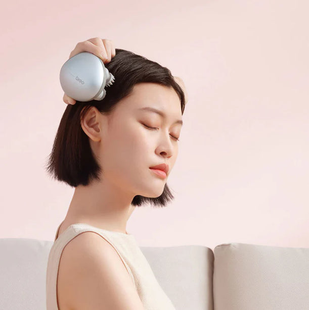 Breo - Scalp Mini 2 Plus with Bamboo Wireless Charging Dock