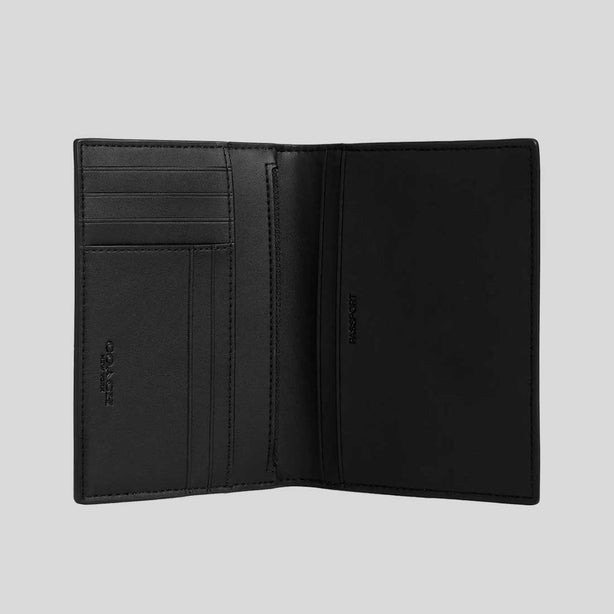 COACH Passport Card Case In Signature Canvas Charcoal/Black RS-CW170