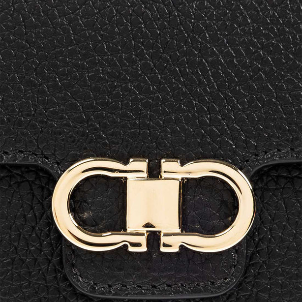 FERRAGAMO Gancini Compact Wallet Black RS-785777